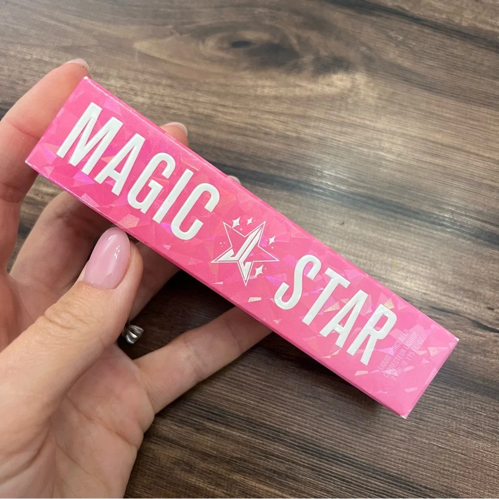 Jeffree Star‎ Magic Star Concealer C16.5